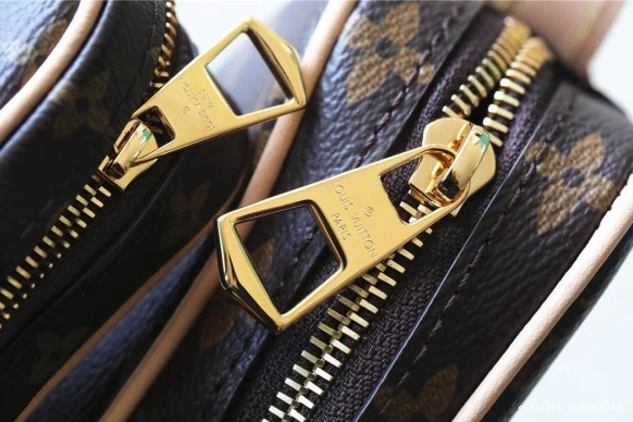 Official oldcobbler LOUIS MM VUITTON Croissant 0708